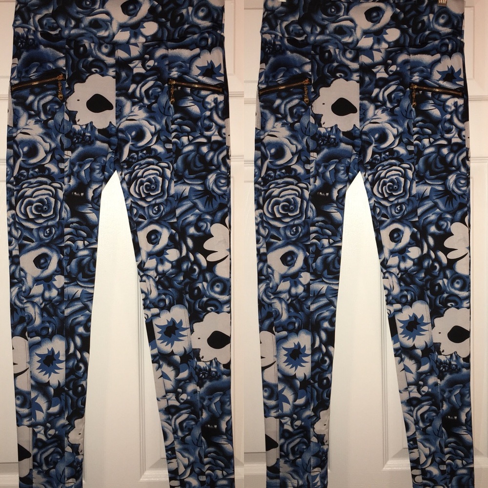yoga pants